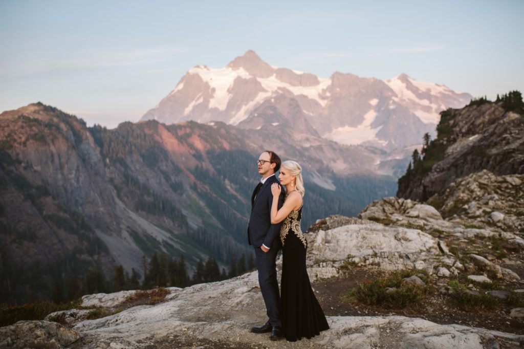 top pacific northwest engagement photo locations, top PNW engagement photo locations, artist point